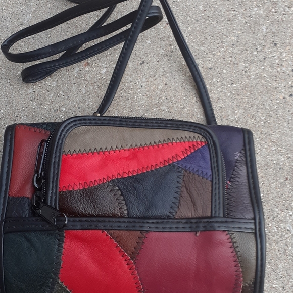 Vintage patchwork leather pill box purse - Picture 2 of 3